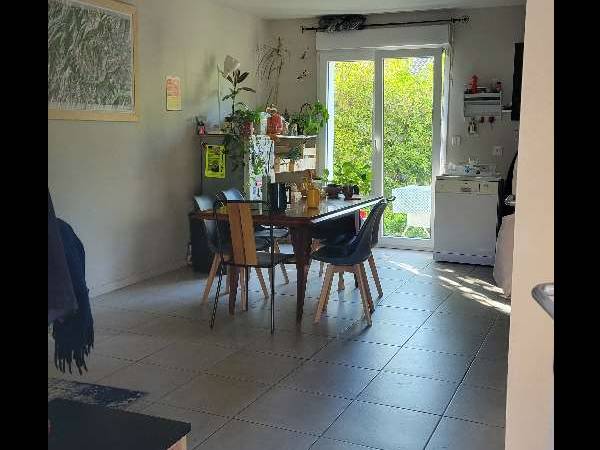 Colocation / Maison 7 pièces de 120 m², Saint-Martin-d'Hères, Rue des Taillèes / Photo 5