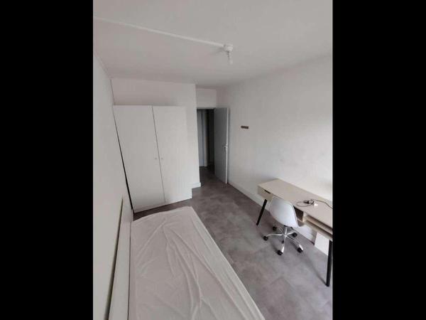 Colocation / Appartement 4 pièces de 90 m², Montpellier, Square Uranus / Photo 6