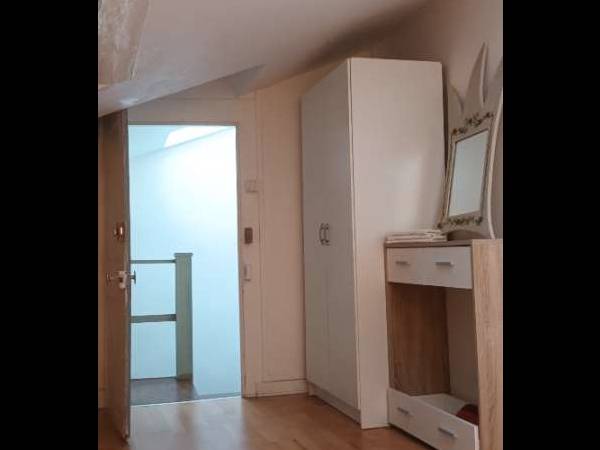 Colocation / Maison 5 pièces de 85 m², Lyon, Rue de la Thibaudière / Photo 7