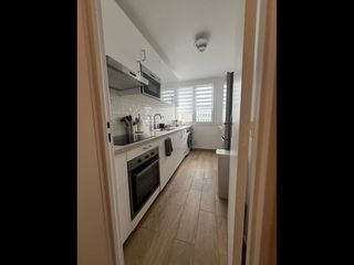 Colocation / Appartement 5 pièces de 90 m², Clichy, Boulevard Victor Hugo