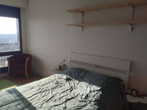Chambre chez l'habitant / Duplex 3 pièces de 85 m², Montreuil, Rue Hoche / Photo 2
