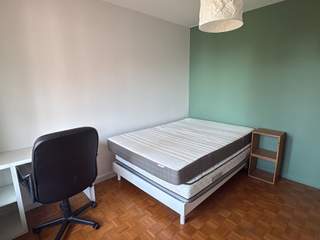 Colocation / Appartement 5 pièces de 102 m², Bron, Boulevard Pinel