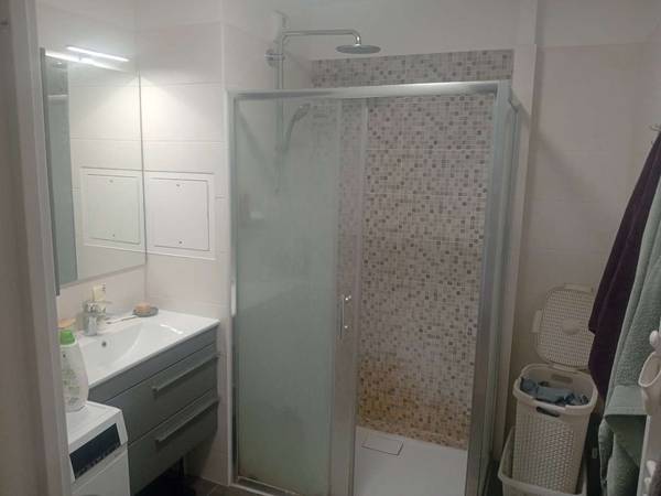 Colocation / Appartement 5 pièces de 65 m², Clichy, Rue Pierre Bérégovoy / Photo 2