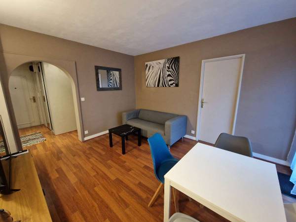 Colocation / Appartement 3 pièces de 57 m², Palaiseau, Residence du Val / Photo 2