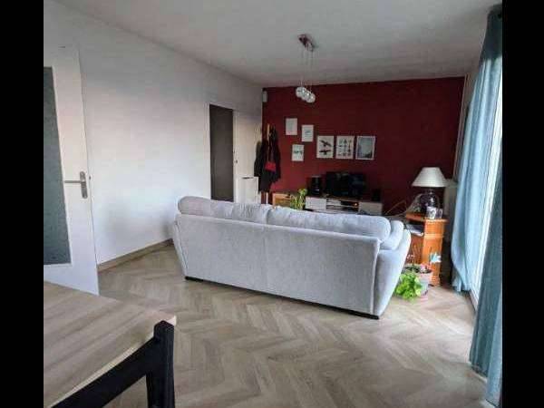 Colocation / Appartement 3 pièces de 70 m², Valence, Rue Alphonse Daudet / Photo 2