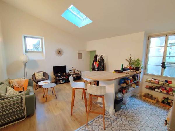 Colocation / Appartement 4 pièces de 67 m², Nîmes, Rue des Patins / Photo 2