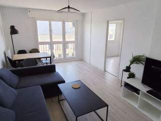 Colocation / Appartement 5 pièces de 100 m², Le Mans, Allée Jean Dolige