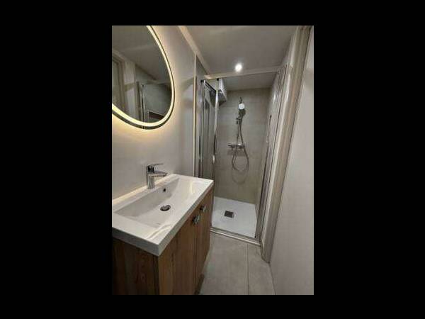 Room share / 7 rooms house · 120 m², La Roche-sur-Yon, Rue Alphonse de Lamartine / Photo 2