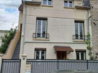 Flatsharing / 9-bedroom house · 180 m², Montreuil, Rue des Processions