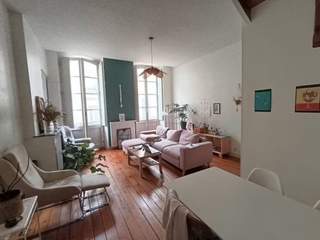 Colocation / 6 rooms apartment · 85 m², Bordeaux, Rue Sainte-Catherine