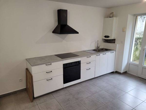 Location / Appartement 3 pièces de 71 m², Saint-Étienne, Rue Antoine Durafour / Photo 2