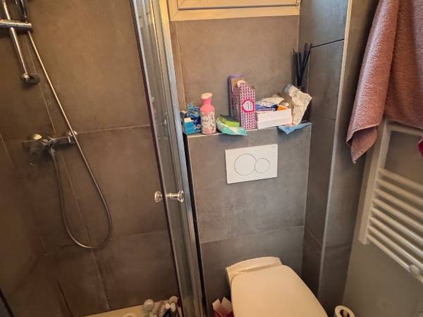 Sous-location / Appartement 2 pièces de 27 m², Les Lilas, Rue du Centre / Photo 7