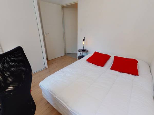 Colocation / Appartement 4 pièces de 75 m², Lyon, Impasse Caton / Photo 2