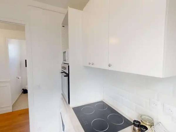 Colocation / Appartement 4 pièces de 50 m², Paris, Cité Condorcet / Photo 7