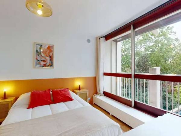 Colocation / Appartement 8 pièces de 55 m², Paris, Avenue Félix Faure / Photo 2