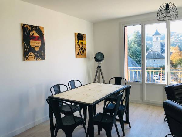 Colocation / Appartement 4 pièces de 76 m², Cognin, Rue des Écoles / Photo 2