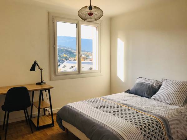 Colocation / Appartement 4 pièces de 76 m², Cognin, Rue des Écoles / Photo 8