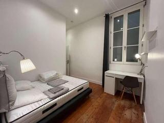 Coliving space / 10-bedroom apartment building · 220 m², Bordeaux, Rue Henri Rodel