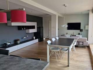 Colocation / Appartement 6 pièces de 140 m², Liège, Rue des Fories