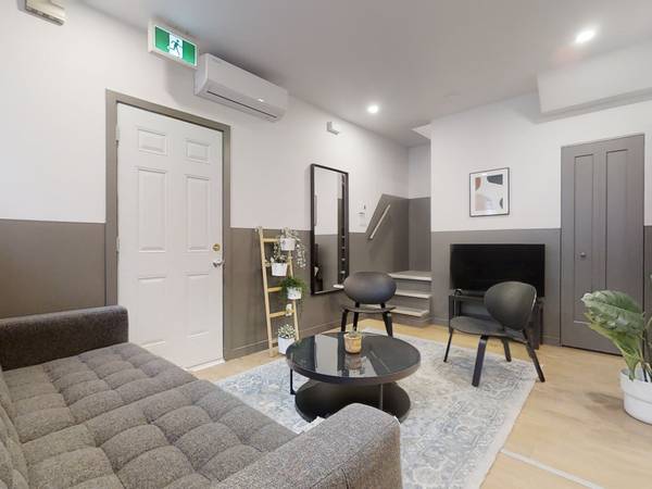 Colocation / Appartement 4 pièces de 65 m², Montréal / Photo 2