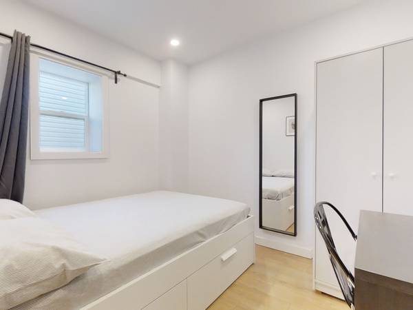 Colocation / Appartement 4 pièces de 65 m², Montréal / Photo 9