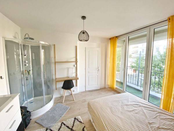 Colocation / Appartement 6 pièces de 103 m², Tours, Avenue de Grammont / Photo 2