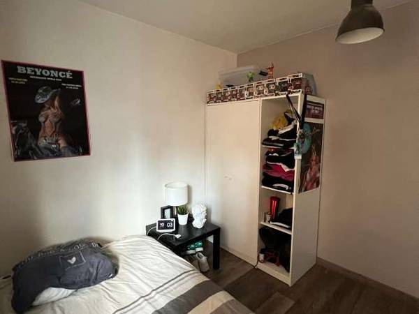 Colocation / Appartement 4 pièces de 53 m², Lyon, Rue des Platriers / Photo 2