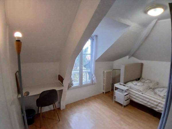 Chambre chez l'habitant / Maison 1 pièce de 10 m², Chelles, Rue Adolphe Besson / Photo 2