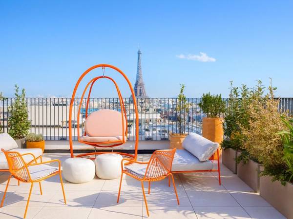 Colocation / Appartement 1 pièce de 380 m², Paris, 42 Rue de Cambronne / Photo 2