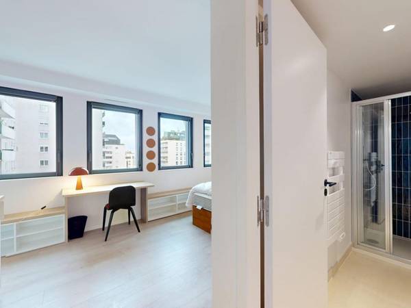 Colocation / Appartement 1 pièce de 380 m², Paris, 42 Rue de Cambronne / Photo 11