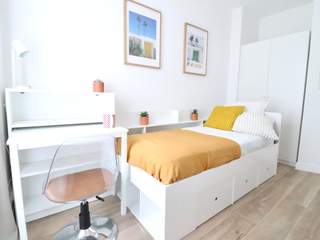 Chambre chez l'habitant / Appartement 7 pièces de 104 m², Nice, Avenue Alfred Borriglione