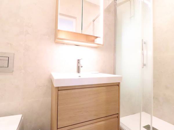 Chambre chez l'habitant / Appartement 7 pièces de 104 m², Nice, Avenue Alfred Borriglione / Photo 2