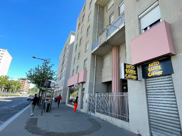 Flatsharing / 3-bedroom flat · 56 m², Lyon, Avenue Debourg / Photo 9