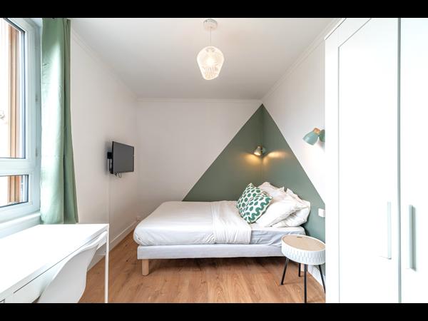 Colocation / Appartement 4 pièces de 67 m², Le Petit-Quevilly, Rue Paul Langevin / Photo 2