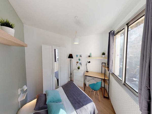 Colocation / Appartement 4 pièces de 100 m², Lyon, Rue Pierre Audry / Photo 2
