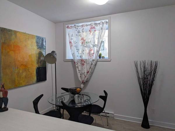Colocation / Appartement 7 pièces de 107 m², Montréal, Rue la Fontaine / Photo 2