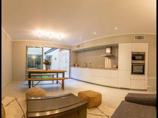 Coliving space / 10-bedroom house · 218 m², Bordeaux, Rue Saumenude