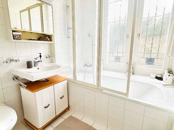 Sous-location / Appartement 3 pièces de 75 m², Lausanne, Avenue du Mont-D'Or / Photo 9