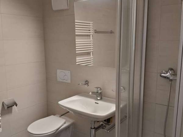 Colocation / Maison 8 pièces de 240 m², Chigny, Chemin de l'Églantine / Photo 9