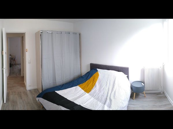 Colocation / Appartement 5 pièces de 94 m², Noisiel, Place des Genêts / Photo 2