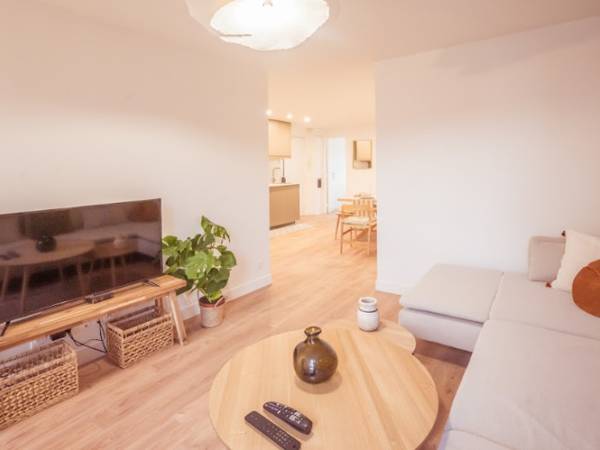 Colocation / Appartement 6 pièces de 92 m², Noisy-le-Grand, Pl. des Fédérés / Photo 2