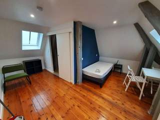 Location / Studio de 13 m², La Louvière, Rue Jean Jaurès