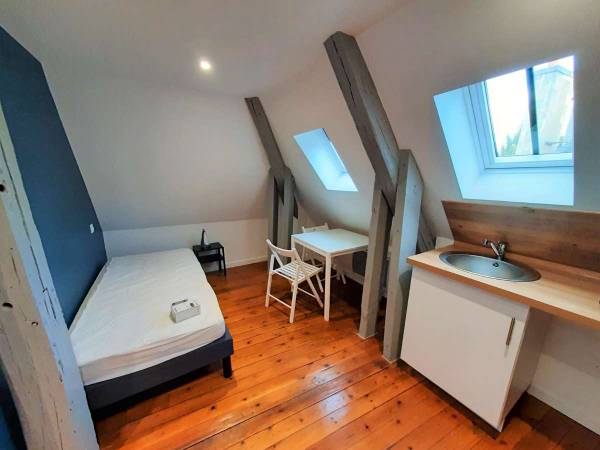 Location / Studio de 13 m², La Louvière, Rue Jean Jaurès / Photo 2