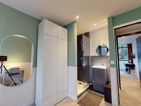 Colocation / Appartement 5 pièces de 65 m², Massy, Résidence du Parc / Photo 2