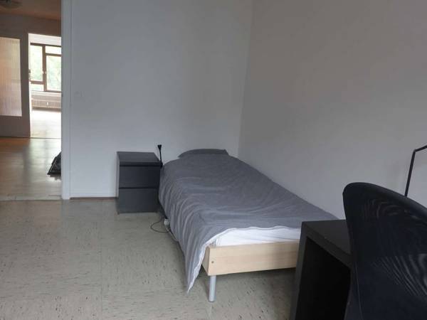 Colocation / Appartement 5 pièces de 100 m², Liège, Rue des Dominicains / Photo 9