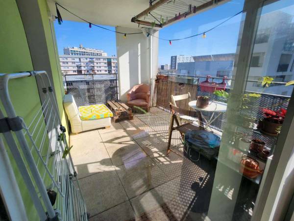 Colocation / Appartement 4 pièces de 63 m², Bagnolet, Rue Auguste Blanqui / Photo 2