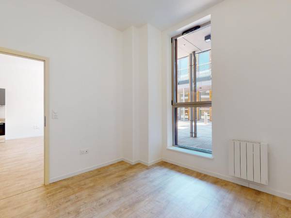 Location / Appartement 2 pièces de 40 m², Nancy, Rue Saint-Dizier / Photo 2