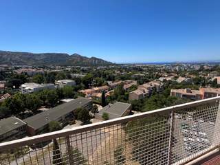 Colocation / Appartement 2 pièces de 60 m², Marseille, Boulevard du Maréchal Koenig