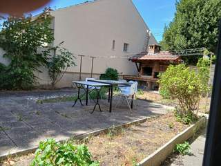 Colocation / 10 rooms house · 200 m², Bobigny, Chemin de la Madeleine
