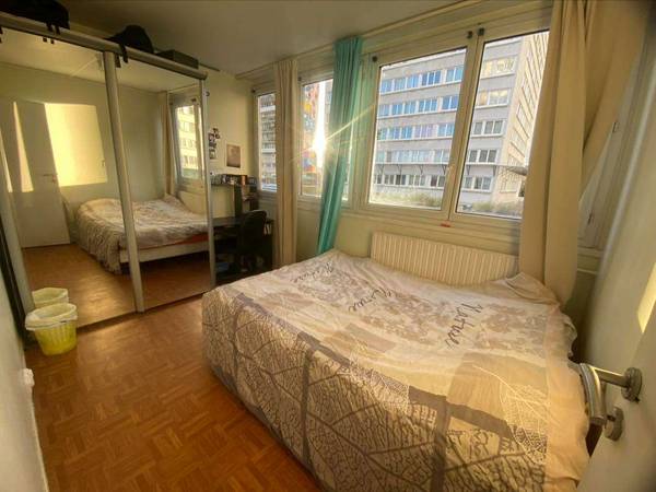 Colocation / Immeuble 5 pièces de 87 m², Paris, Villa d'Este / Photo 2